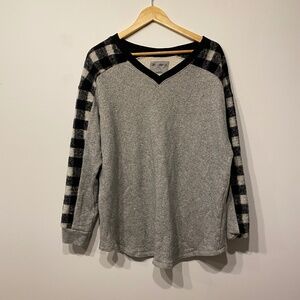 Ruff Hewn Grey and Plaid V-Neck Long Sleeve Sweater